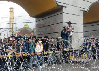 Mahasisawa Lampung Demo Di Gedung DPRD Lampung